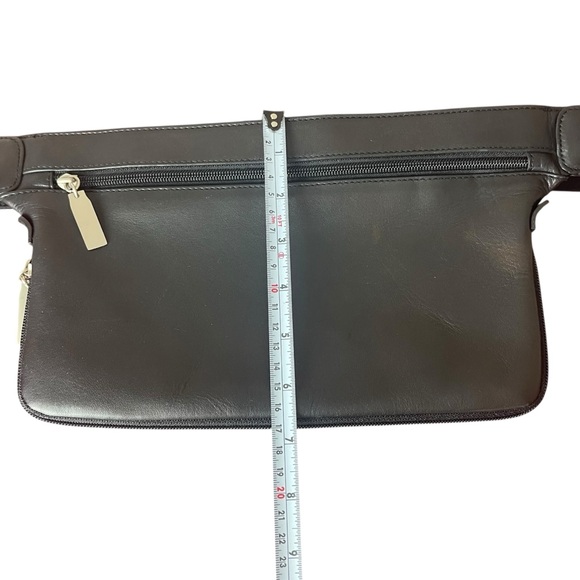 HOBO Black Crossbody Bag - Picture 5 of 5